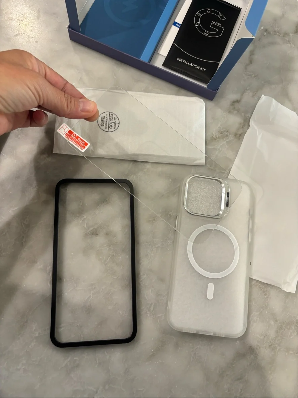 Magnetic White/Clear Phone Case - 15 Pro Max